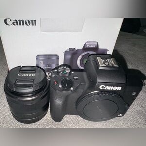 Canon EOS M50 Camera